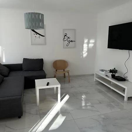 Apartment Ebricka *
